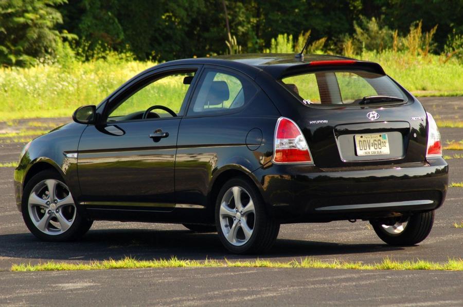  Hyundai Accent SE 2008 года  (фото 30 из 37)